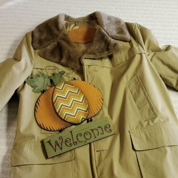 Woolrich Vintage Heavy Lined Tan Winter Sz L-40 Long Button Collared Pocket Coat - Picture 2 of 10